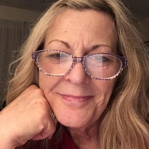 Meet your Posher, Valerie